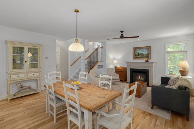 89 Blackberry Lane, South Burlington, VT 05403