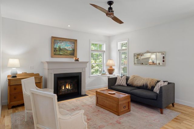 89 Blackberry Lane, South Burlington, VT 05403
