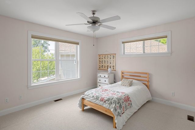 89 Blackberry Lane, South Burlington, VT 05403
