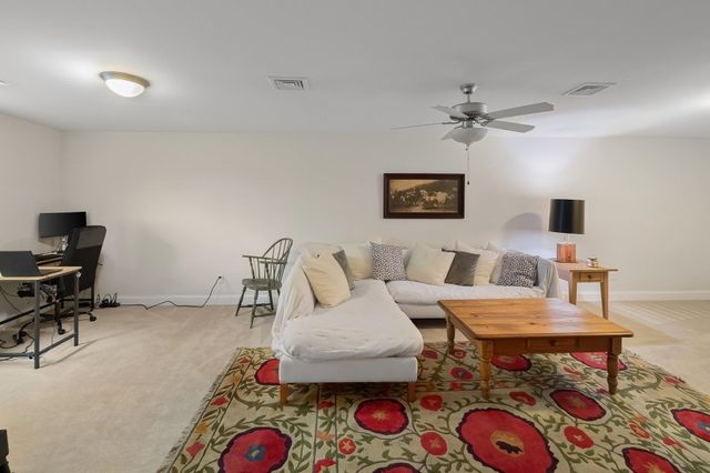 89 Blackberry Lane, South Burlington, VT 05403