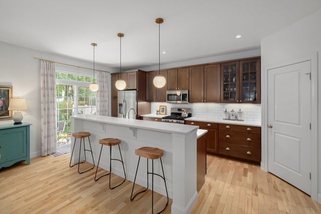 89 Blackberry Lane, South Burlington, VT 05403