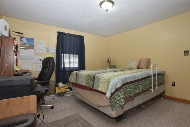 755 Center St, Pembroke, MA 02359