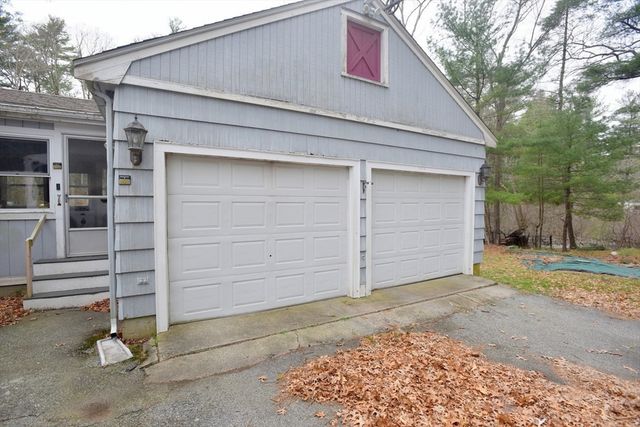 755 Center St, Pembroke, MA 02359