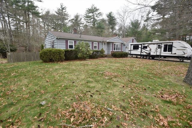 755 Center St, Pembroke, MA 02359