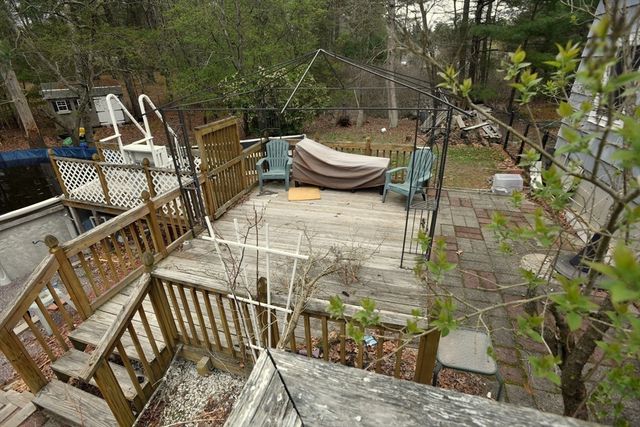 755 Center St, Pembroke, MA 02359