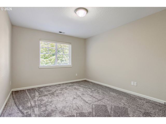 2219 Se TROLLEY LINE Ln, Milwaukie, OR 97267