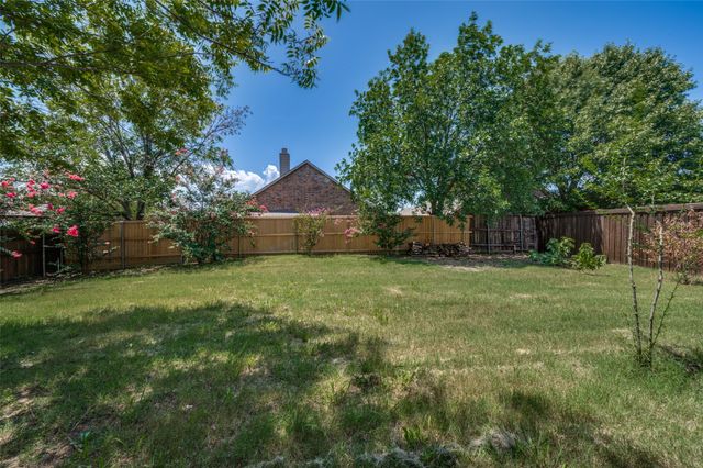 1901 Bradford Pear Square, Little Elm, TX 75068
