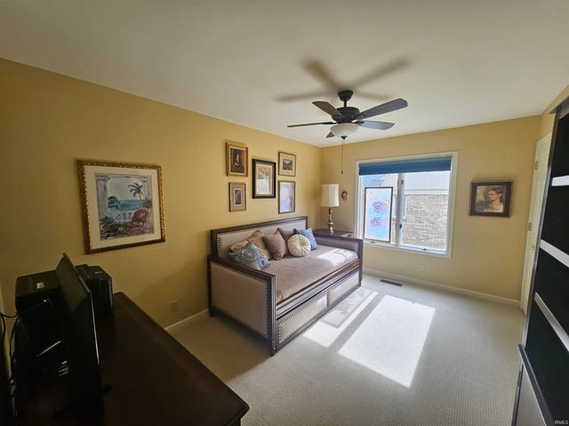 1322 Timberlake Road, Evansville, IN 47710
