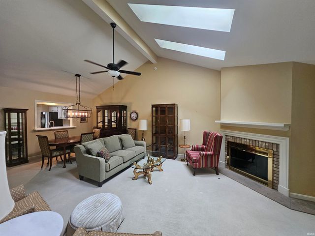 1322 Timberlake Road, Evansville, IN 47710