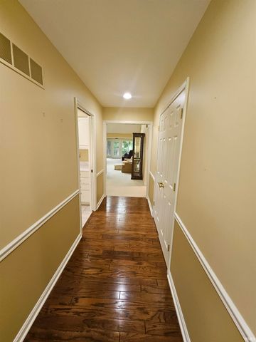 1322 Timberlake Road, Evansville, IN 47710