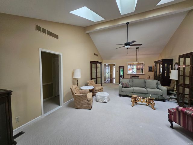 1322 Timberlake Road, Evansville, IN 47710