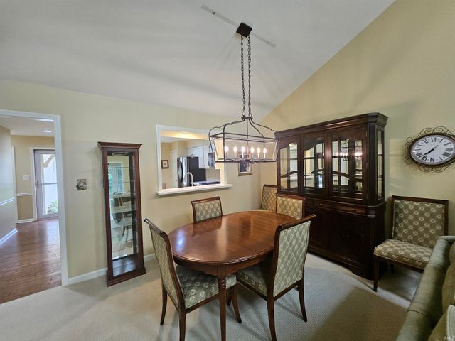 1322 Timberlake Road, Evansville, IN 47710