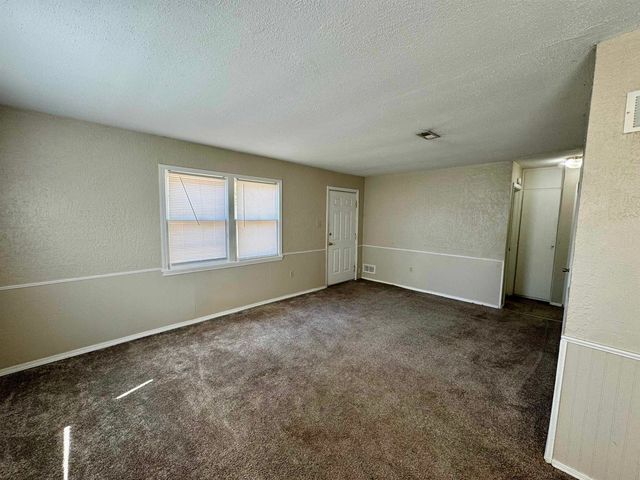 2929 E Idlewild, Wichita, KS 67216