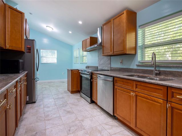 13117 N COUNTY ROAD 225, Gainesville, FL 32609
