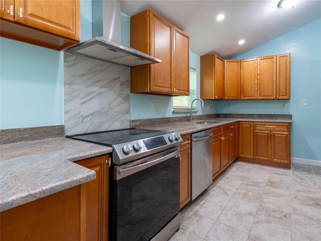 13117 N COUNTY ROAD 225, Gainesville, FL 32609