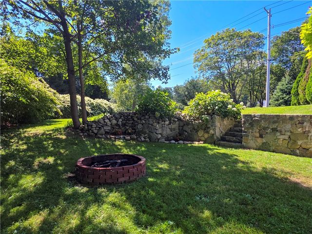 1901 Old Louisquisset Pike, Lincoln, RI 02865
