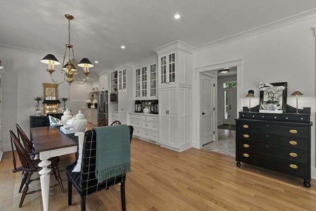 303 Chestnut St, North Andover, MA 01845