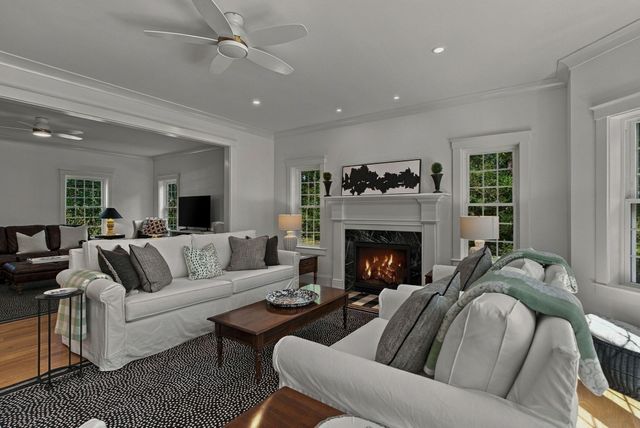 303 Chestnut St, North Andover, MA 01845