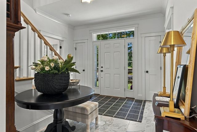 303 Chestnut St, North Andover, MA 01845