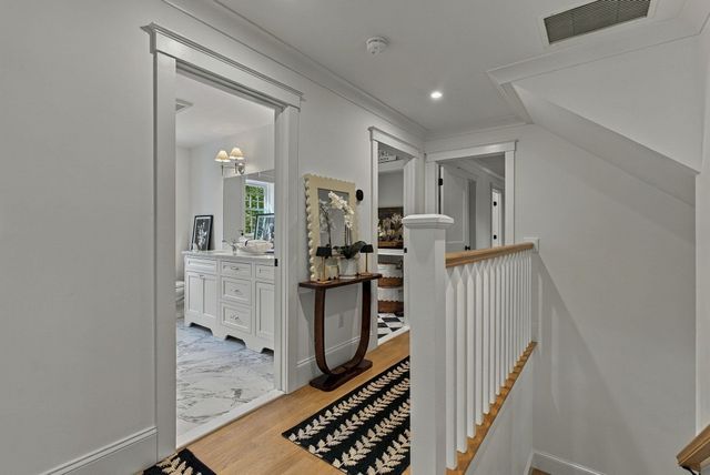 303 Chestnut St, North Andover, MA 01845