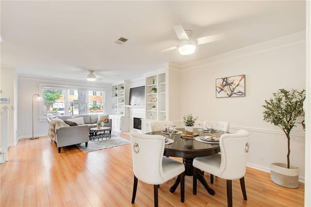 879 Lenox Oaks NE Circle, Atlanta, GA 30324