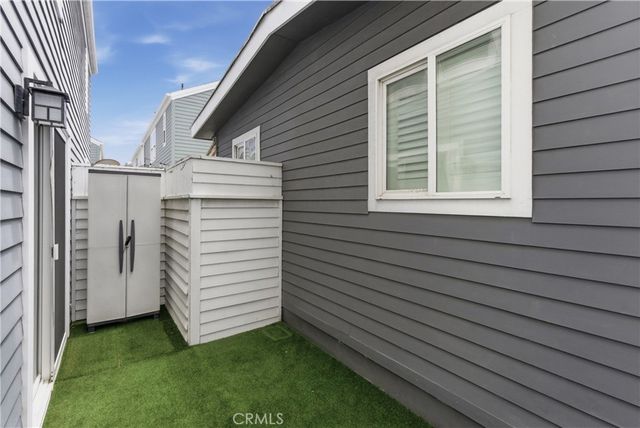 10 Anza Street, Newport Beach, CA 92663
