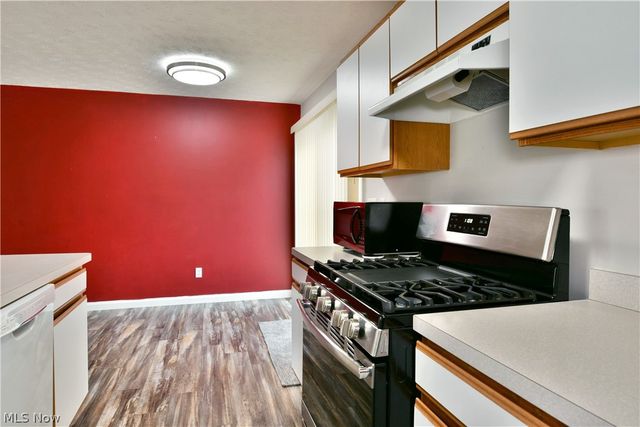 3254 Deer Trail B, Cortland, OH 44410