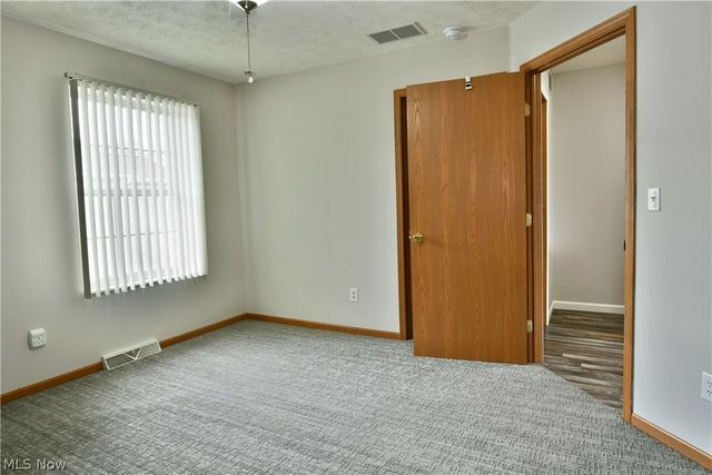3254 Deer Trail B, Cortland, OH 44410