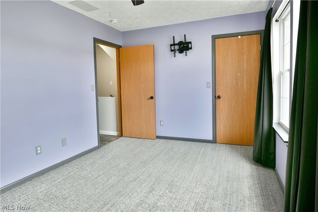 3254 Deer Trail B, Cortland, OH 44410