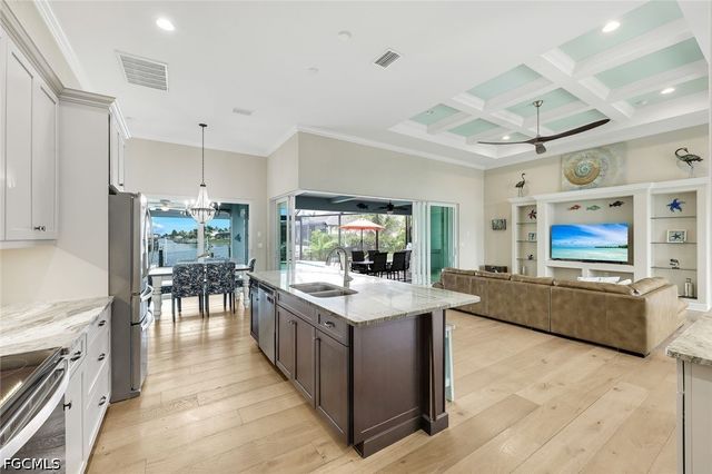 1927 SW 47th TER, Cape Coral, FL 33914