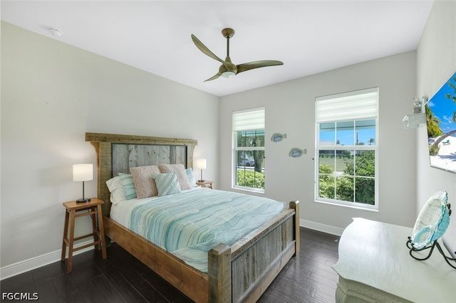 1927 SW 47th TER, Cape Coral, FL 33914