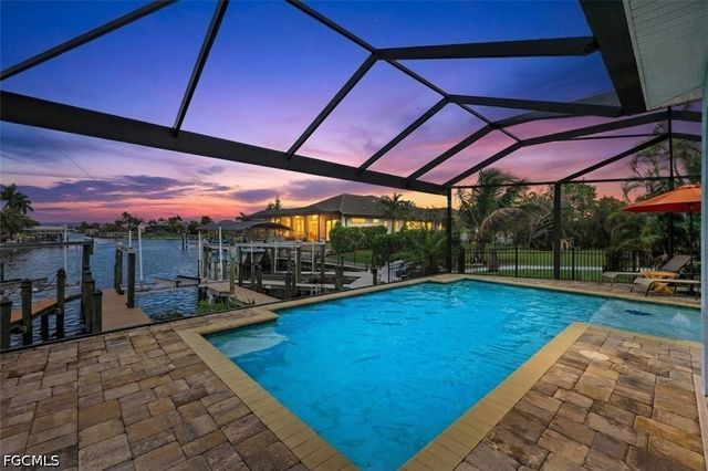 1927 SW 47th TER, Cape Coral, FL 33914