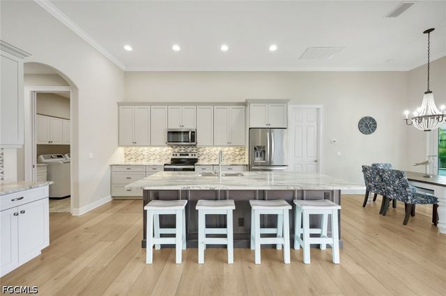 1927 SW 47th TER, Cape Coral, FL 33914