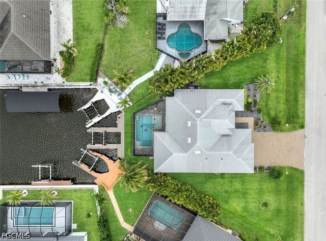 1927 SW 47th TER, Cape Coral, FL 33914