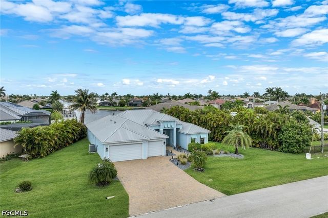 1927 SW 47th TER, Cape Coral, FL 33914