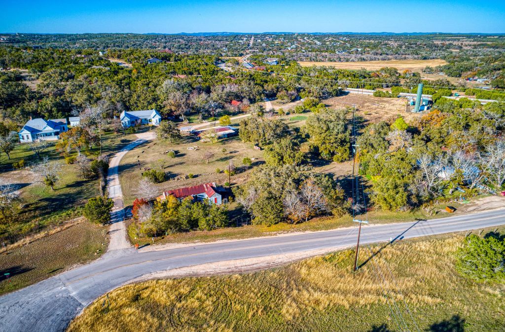 115 fischer store RD, Fischer, TX 78623