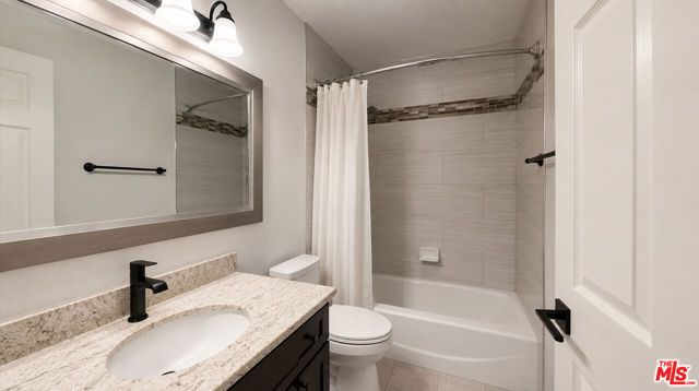 1250 S Westgate Avenue 302, Los Angeles, CA 90025