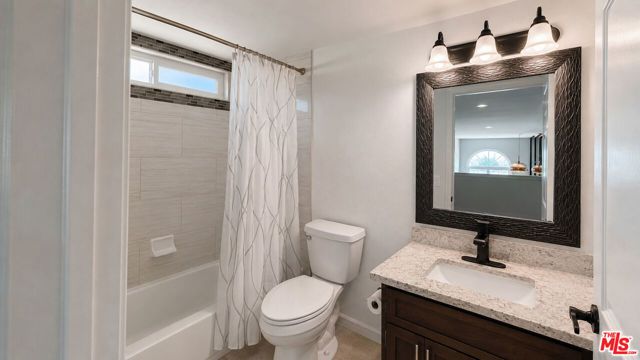 1250 S Westgate Avenue 302, Los Angeles, CA 90025