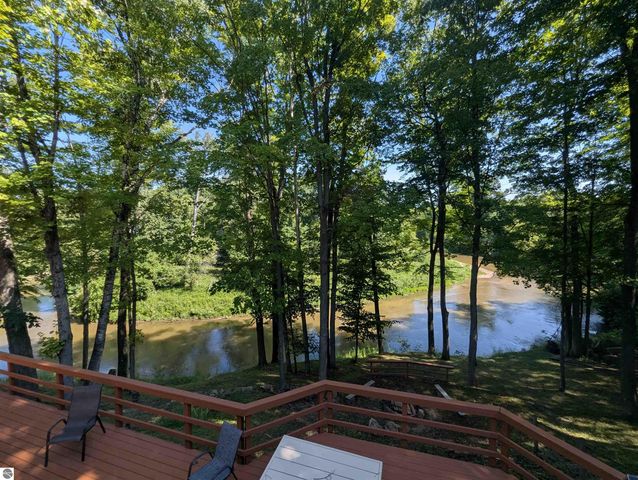 1620 N Michigan, Omer, MI 48749