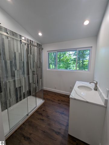 1620 N Michigan, Omer, MI 48749