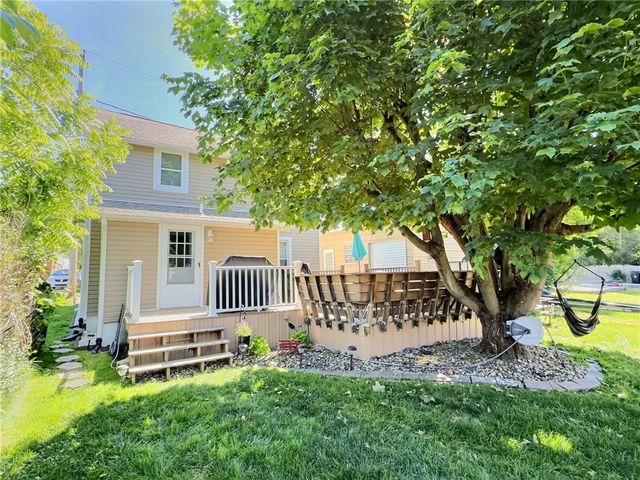 152 N Haft St, Houston, PA 15342