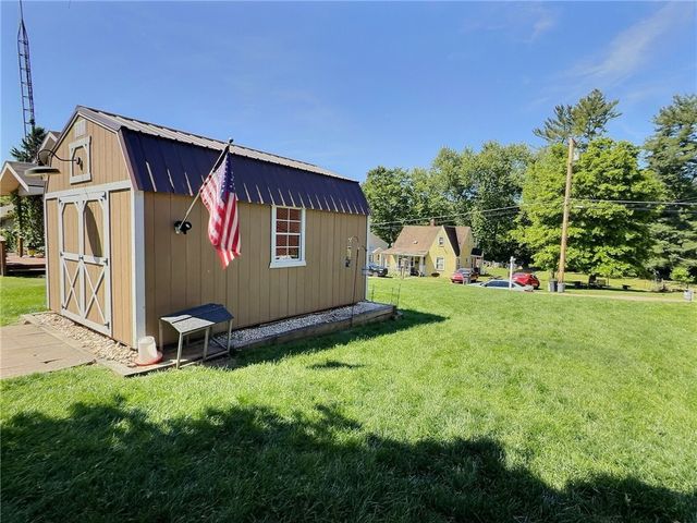 152 N Haft St, Houston, PA 15342