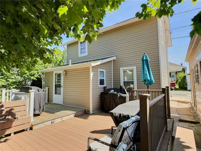 152 N Haft St, Houston, PA 15342