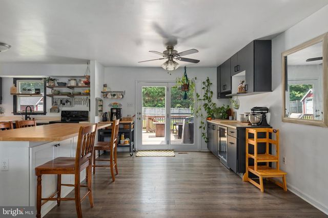1215 CAMPUS CT, Westminster, MD 21157