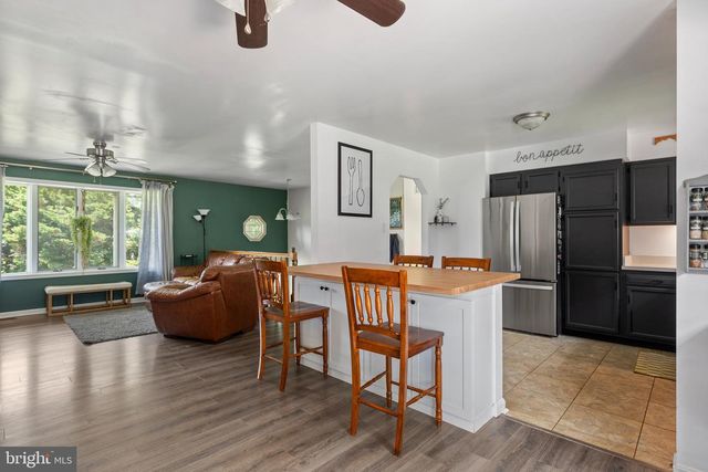1215 CAMPUS CT, Westminster, MD 21157