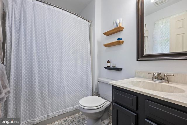1215 CAMPUS CT, Westminster, MD 21157