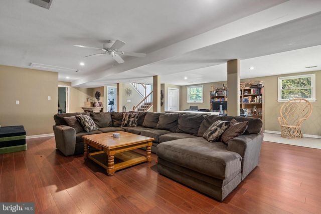 1215 CAMPUS CT, Westminster, MD 21157