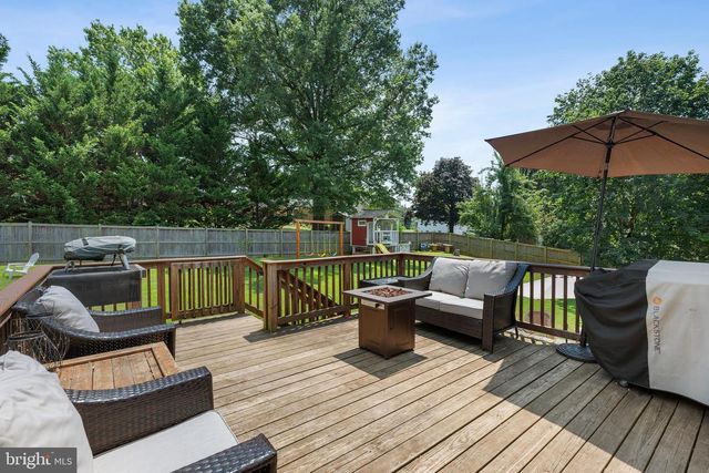 1215 CAMPUS CT, Westminster, MD 21157