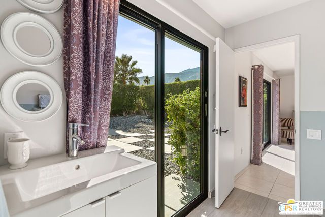 805 E El Cid, Palm Springs, CA 92262