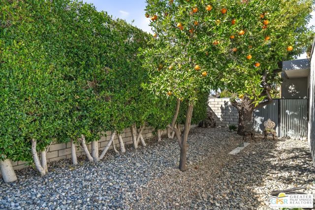 805 E El Cid, Palm Springs, CA 92262